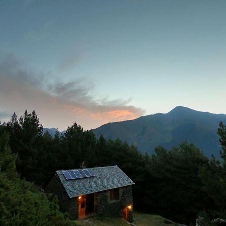 Bordes Pirineu, Pintor Areu Екстер'єр фото