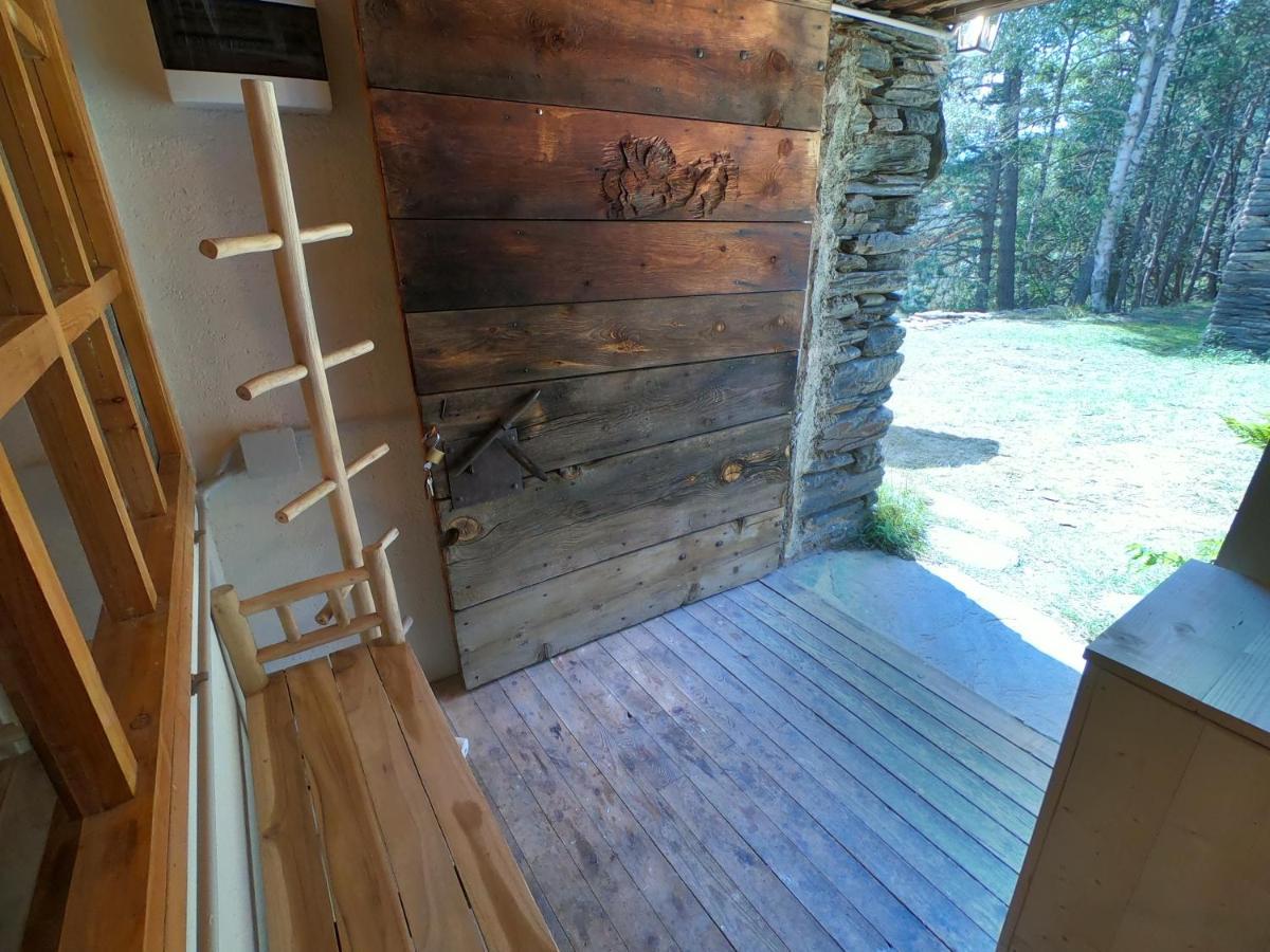 Bordes Pirineu, Pintor Areu Екстер'єр фото