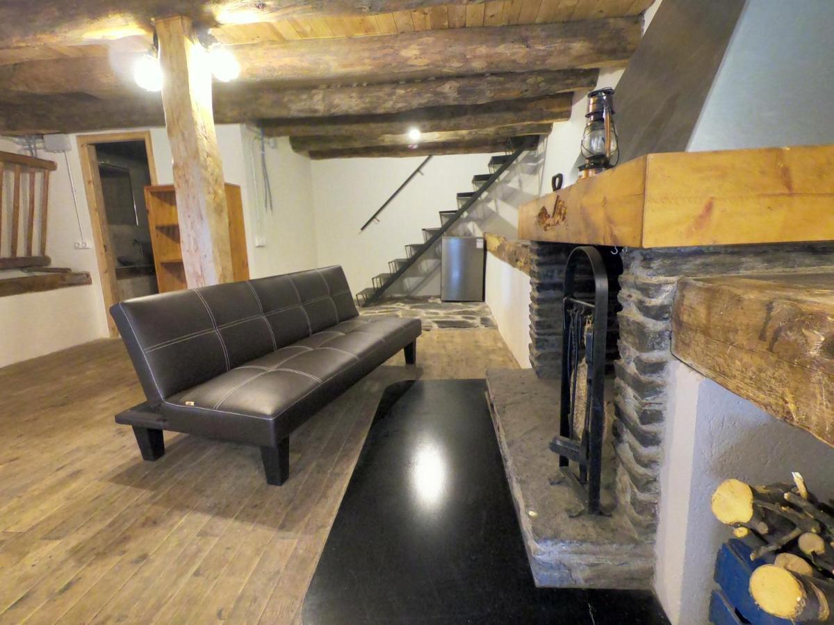 Bordes Pirineu, Pintor Areu Екстер'єр фото